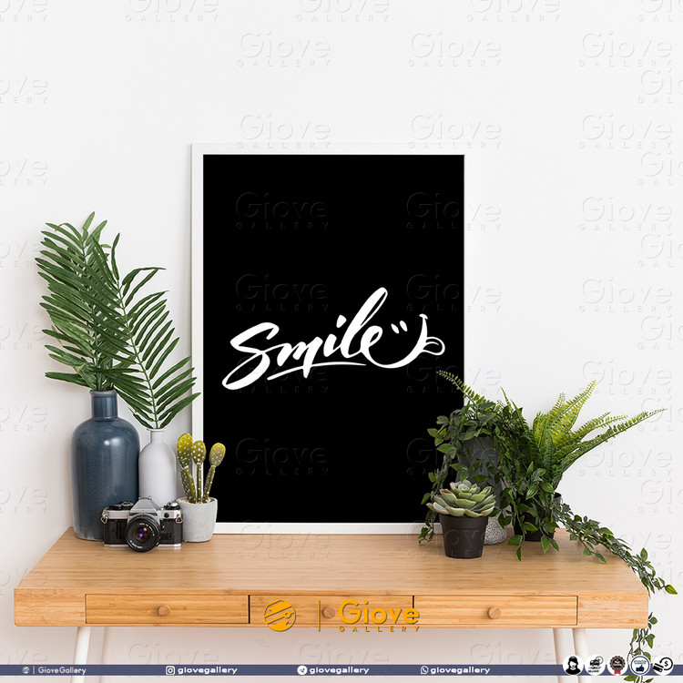 تابلو مینیمال Smile 01 - کد Giove_Frame_S0101AA